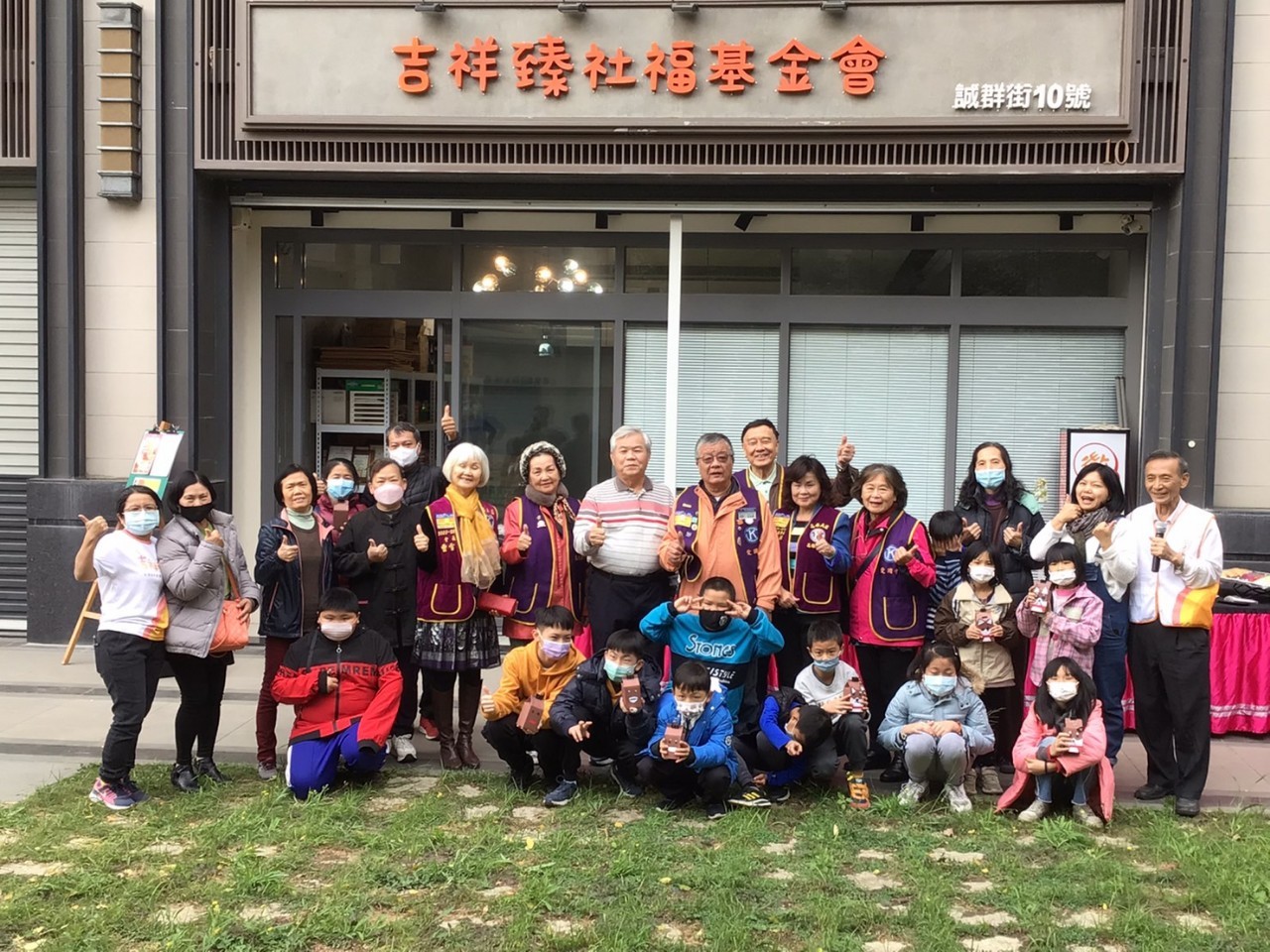 111/12/18柴柴存錢筒DIY活動+歲末聯歡感恩茶會(標題圖檔)